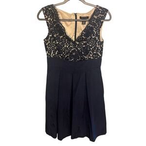 White House Black Market Navy Blue Lace Top Vneck Cocktail Dress 4